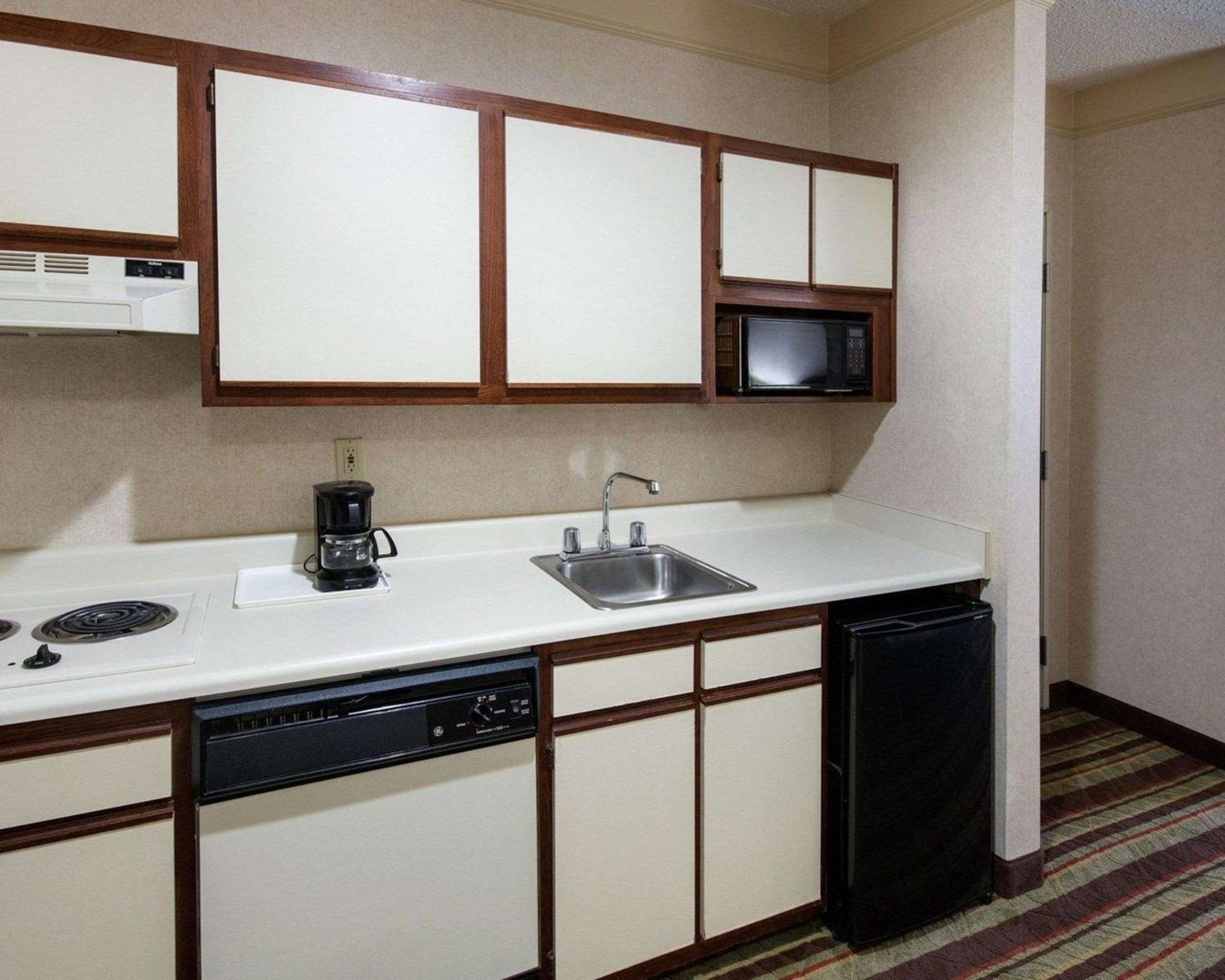 Comfort Suites Parkersburg South Mineral Wells Exterior foto